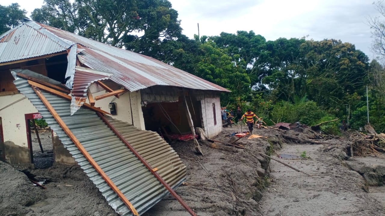 Banjir di Samosir, Satu Warga Dilaporkan Hilang